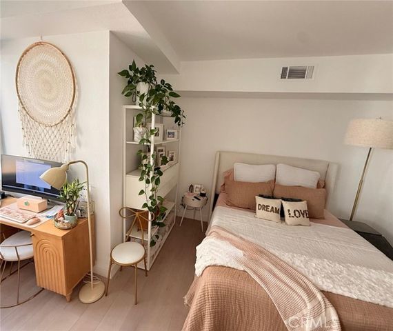 1234 Wilshire 233, Los Angeles, CA 90017