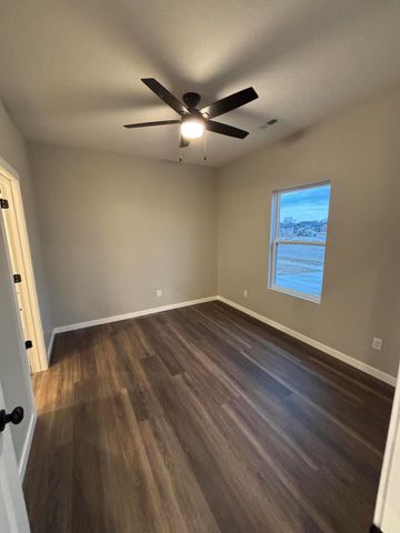 125 Maverick Drive, Mt Vernon, MO 65712