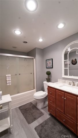 6050 E Malton Avenue, Simi Valley, CA 93063