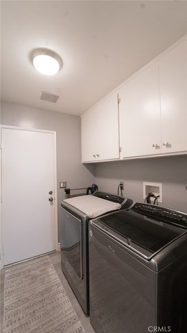 6050 E Malton Avenue, Simi Valley, CA 93063