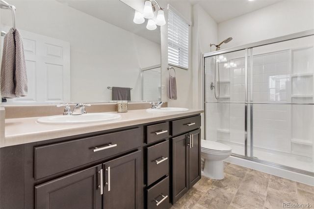 6037 N Halifax Court, Aurora, CO 80019