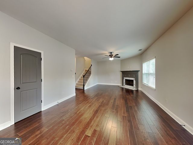 333 Castle Top Lane, Lawrenceville, GA 30045