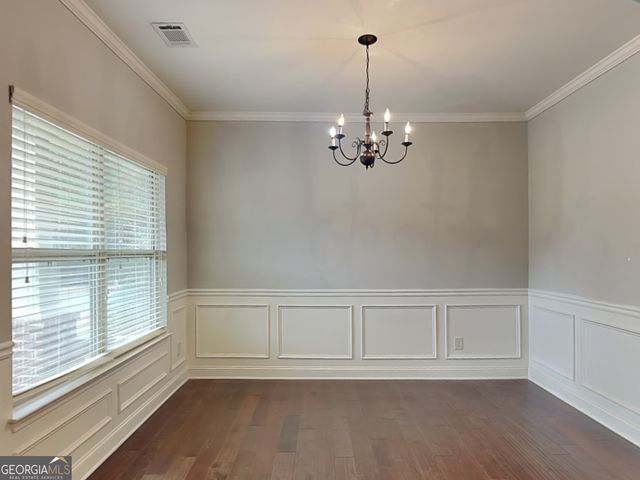 333 Castle Top Lane, Lawrenceville, GA 30045