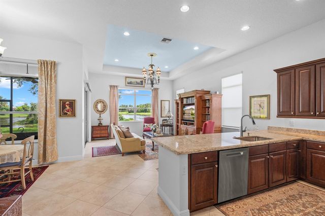9955 SW TORRIENTE Lane, Port St. Lucie, FL 34986