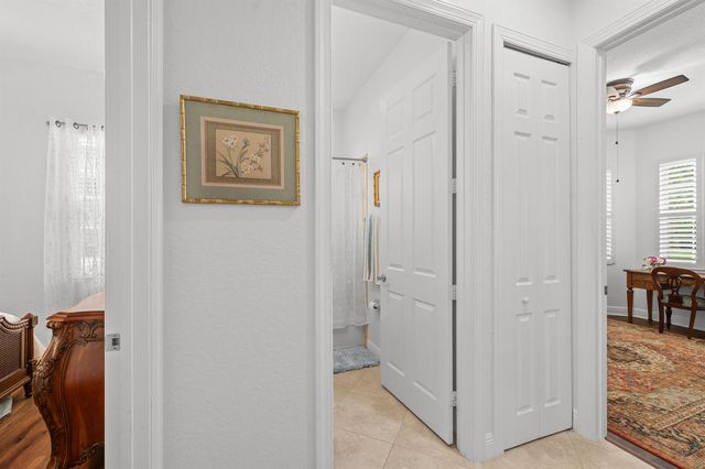 9955 SW TORRIENTE Lane, Port St. Lucie, FL 34986