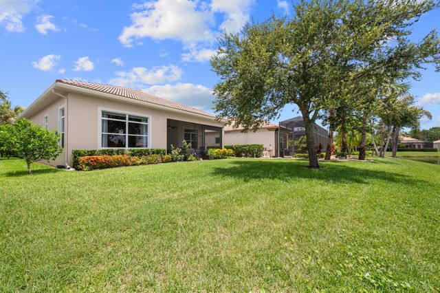 9955 SW TORRIENTE Lane, Port St. Lucie, FL 34986