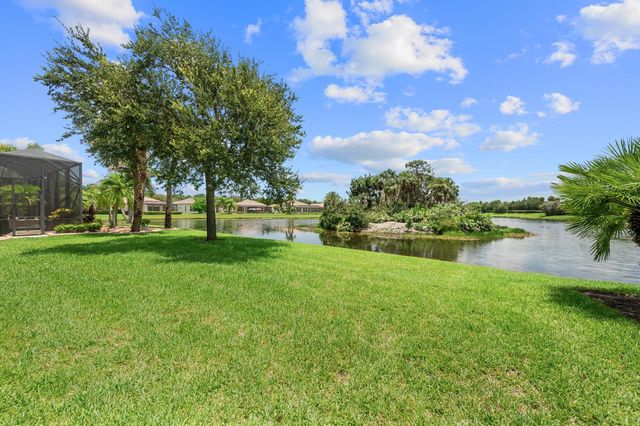 9955 SW TORRIENTE Lane, Port St. Lucie, FL 34986