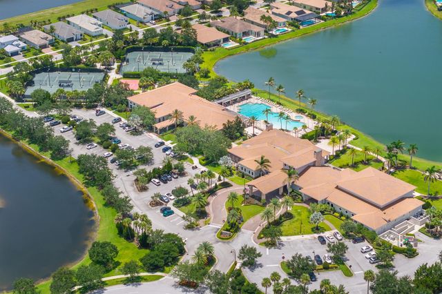 9955 SW TORRIENTE Lane, Port St. Lucie, FL 34986