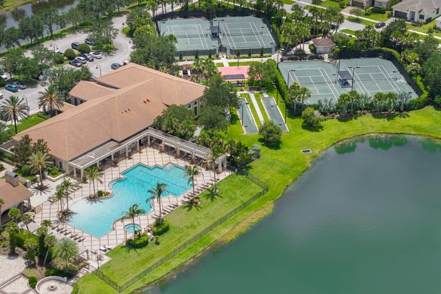 9955 SW TORRIENTE Lane, Port St. Lucie, FL 34986