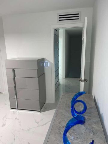 219 NE 159th Street, Miami, FL 33162