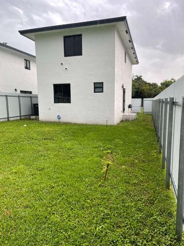 219 NE 159th Street, Miami, FL 33162