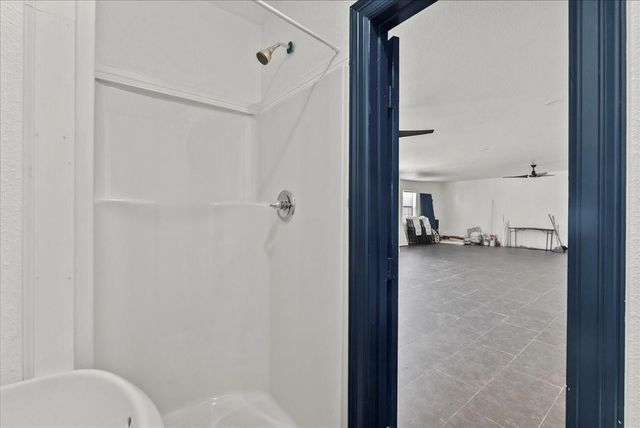 7013 Corsicana Street, Houston, TX 77020