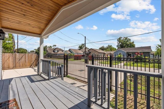 7013 Corsicana Street, Houston, TX 77020