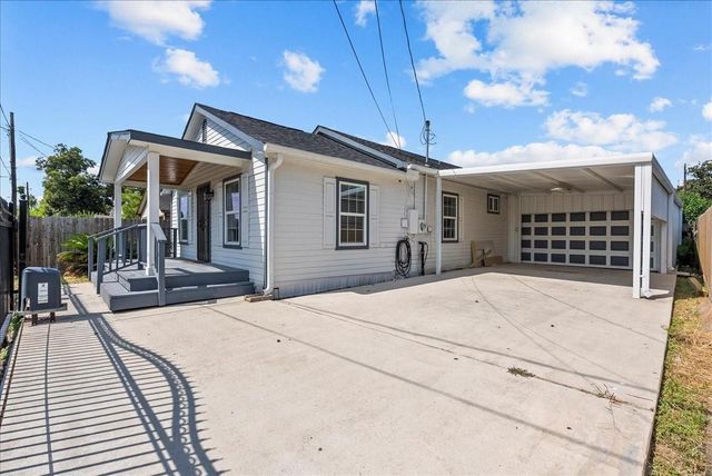 7013 Corsicana Street, Houston, TX 77020