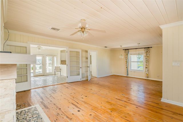 16029 REDINGTON DRIVE, Redington Beach, FL 33708