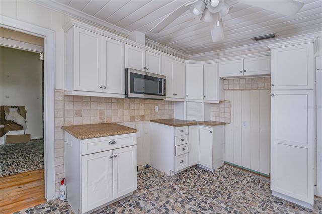 16029 REDINGTON DRIVE, Redington Beach, FL 33708