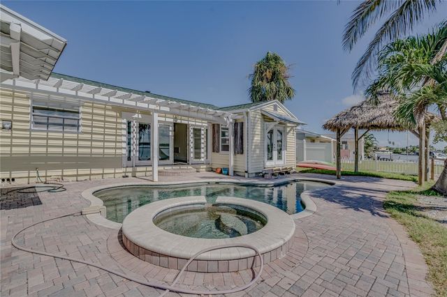 16029 REDINGTON DRIVE, Redington Beach, FL 33708