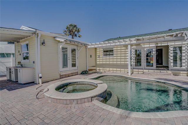 16029 REDINGTON DRIVE, Redington Beach, FL 33708