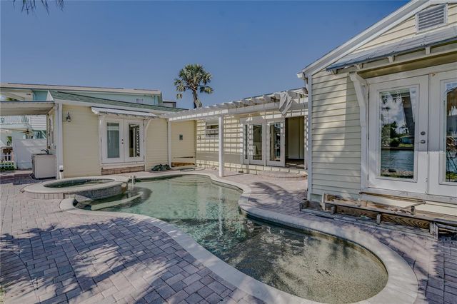 16029 REDINGTON DRIVE, Redington Beach, FL 33708