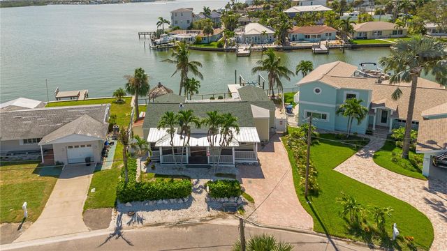 16029 REDINGTON DRIVE, Redington Beach, FL 33708