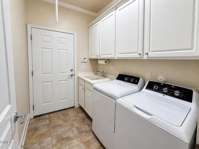 714 Arbor Brook Drive, Cary, NC 27519