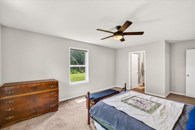 932 E Lauderdale Court, Edgerton, WI 53534