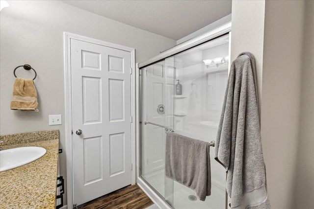 932 E Lauderdale Court, Edgerton, WI 53534
