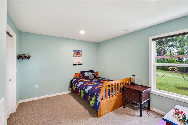932 E Lauderdale Court, Edgerton, WI 53534
