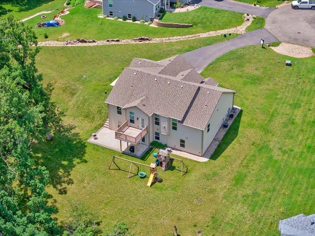 932 E Lauderdale Court, Edgerton, WI 53534