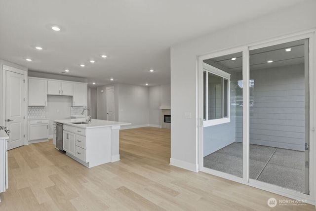 601 Barquist Lane N, Enumclaw, WA 98022