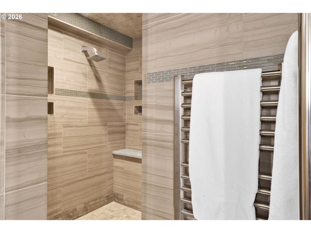 1990 PARKSIDE Dr, Eugene, OR 97403