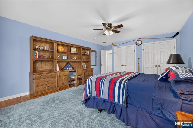 33 Crestwood Drive, Glen Rock, NJ 07452