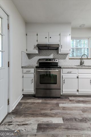 111 Collins Street, Byron, GA 31008