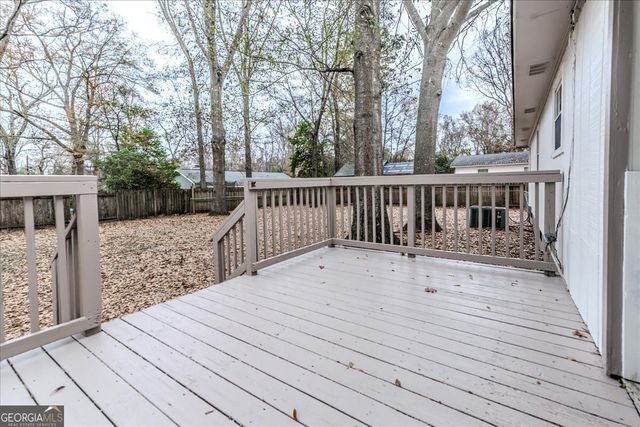 111 Collins Street, Byron, GA 31008