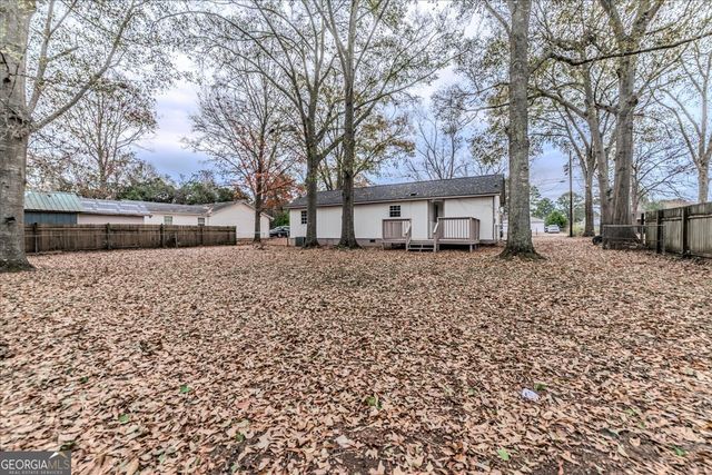 111 Collins Street, Byron, GA 31008