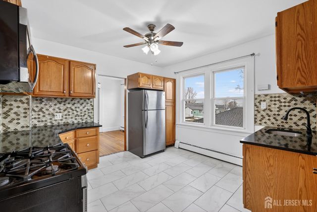 47 Marion Street, Port Reading, NJ 07064