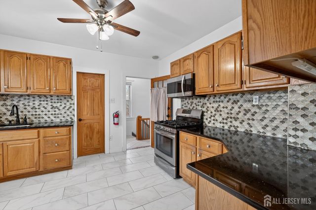 47 Marion Street, Port Reading, NJ 07064