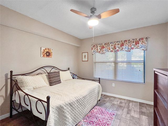 515 30TH AVENUE W H111, Bradenton, FL 34205