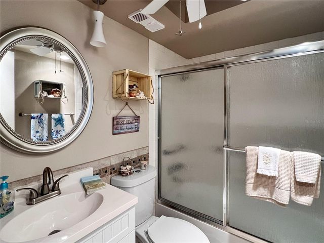 515 30TH AVENUE W H111, Bradenton, FL 34205