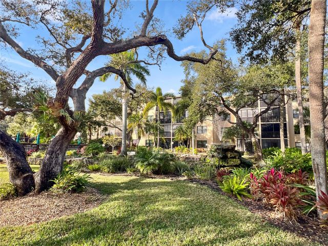 515 30TH AVENUE W H111, Bradenton, FL 34205