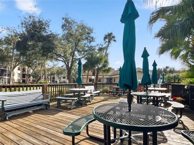 515 30TH AVENUE W H111, Bradenton, FL 34205