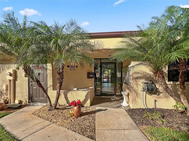 515 30TH AVENUE W H111, Bradenton, FL 34205