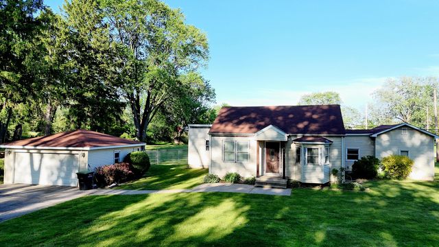 2207 N County Line Road, Portage, IN 46368