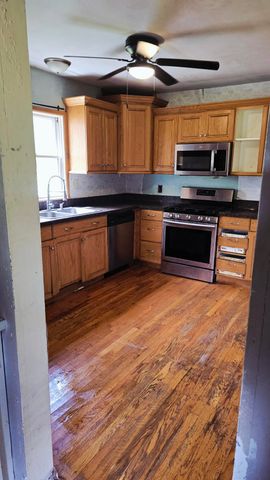 2207 N County Line Road, Portage, IN 46368