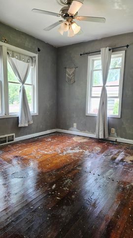 2207 N County Line Road, Portage, IN 46368