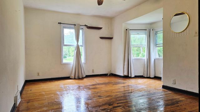 2207 N County Line Road, Portage, IN 46368