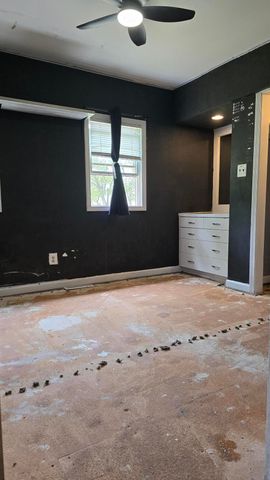 2207 N County Line Road, Portage, IN 46368