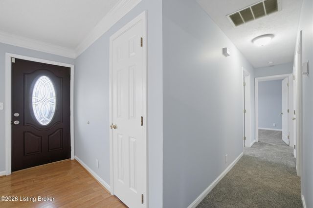 420 Beechcliff Cir, Shepherdsville, KY 40165