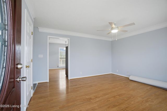 420 Beechcliff Cir, Shepherdsville, KY 40165