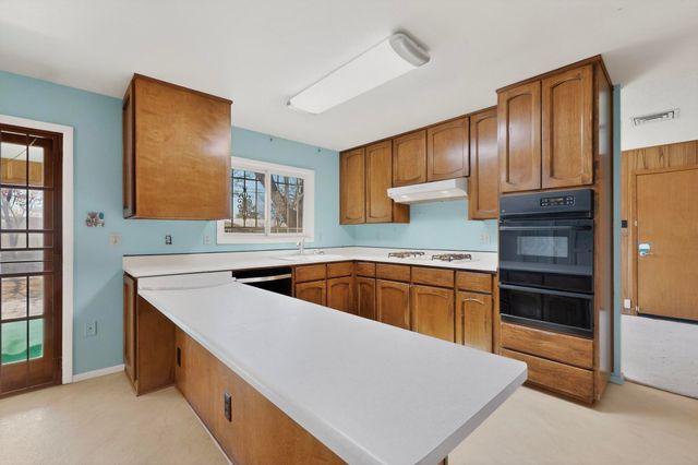 1608 McDonald Road NW, Albuquerque, NM 87107